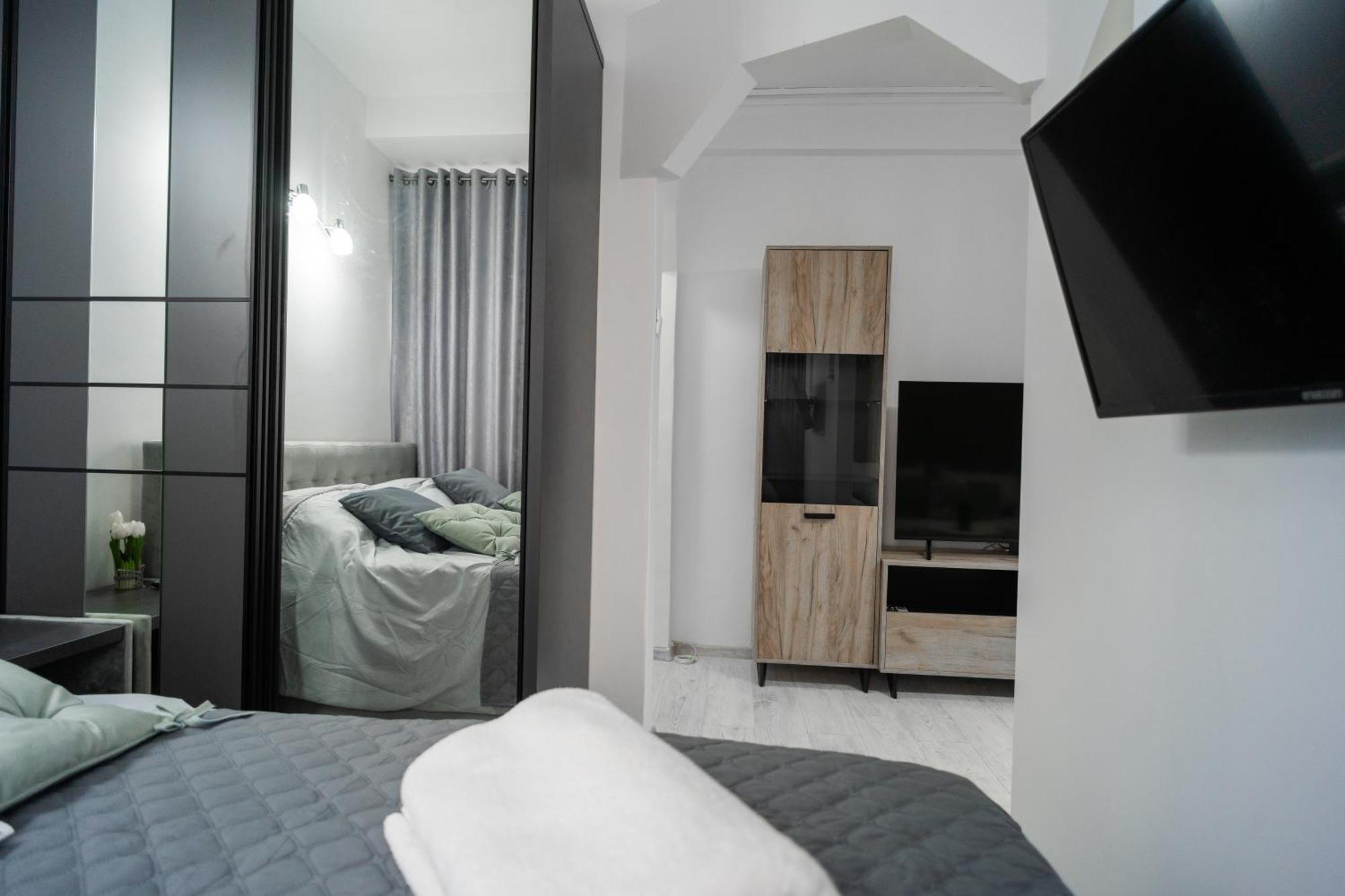 Ultra Central Cozy Apartment Schitu - Cismigiu Park Bukarest Exterior foto