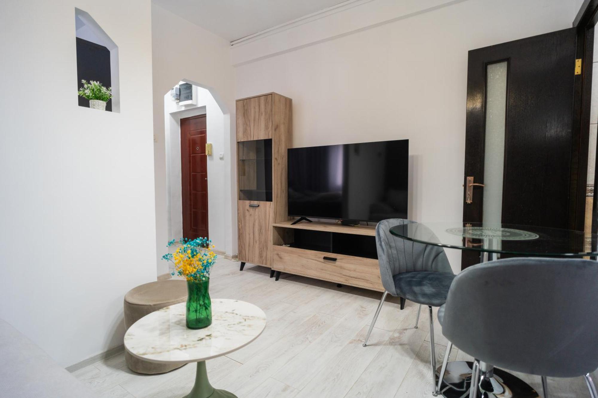 Ultra Central Cozy Apartment Schitu - Cismigiu Park Bukarest Exterior foto